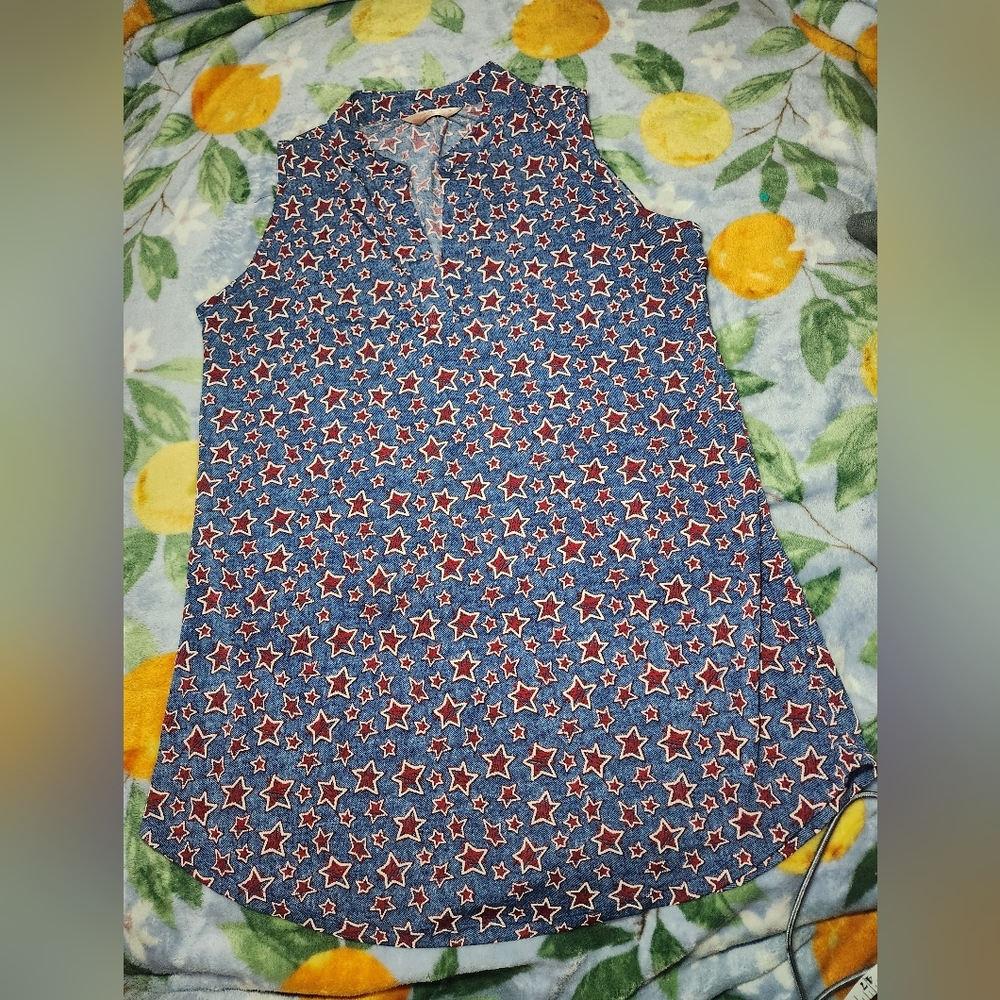 Star Patterned Sleeveless Top V Neck SJS Size L